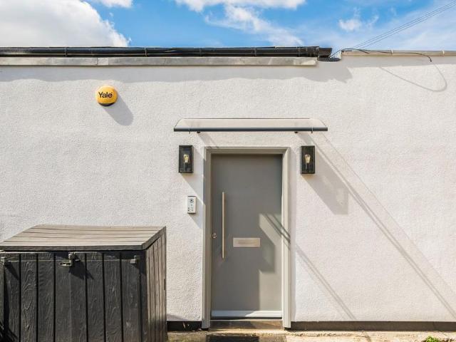 House for rent in Strawberry Hill, Greater London