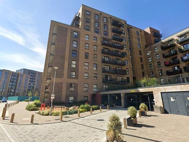 Apartment for rent in Watford Heath, North Watford
