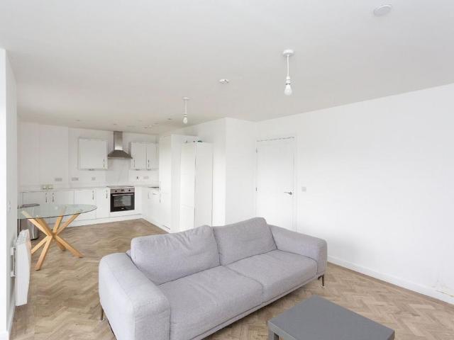 House for rent in Watford Heath, North Watford