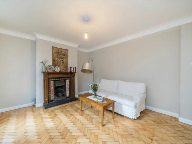 Apartment for rent in Cat Hill, Isle Of Man