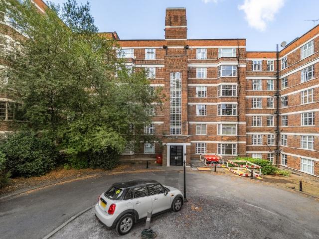 Apartment for rent in Muswell Hill, Greater London