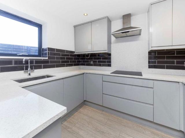 Apartment for rent in Muswell Hill, Isle Of Man