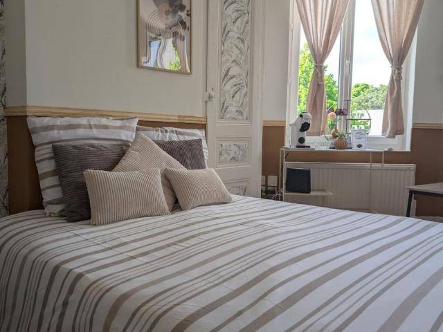 Kamer location à La Croyère, La Louvière