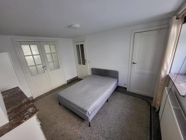 Kamer location à Linthout, Schaerbeek - Schaarbeek
