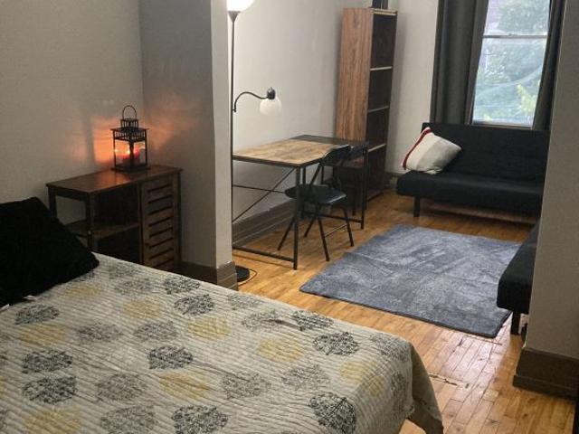 Room for rent in Verdun, Montréal
