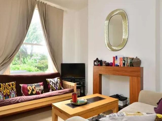 Apartment for rent in Clapham Junction, Greater London