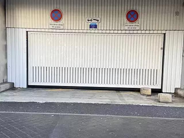 Garage vente à Nanterre, Colombes