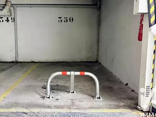 Garage vente à Nanterre, Colombes