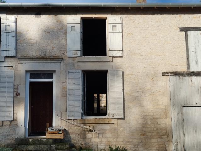 Maison vente à Chaumont, Colombey-les-deux-eglises