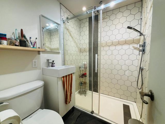 Apartment for rent in Centreville, Québec