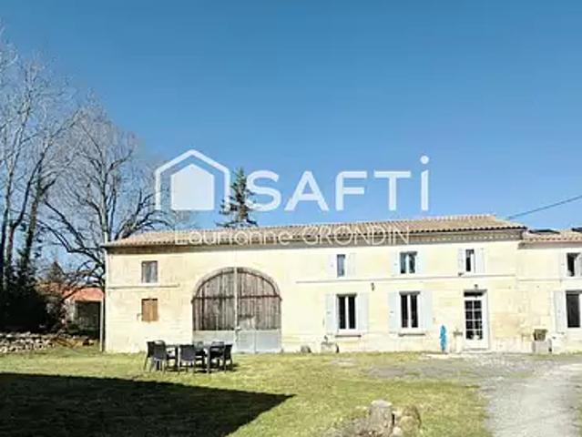 Maison vente à Saintes, Nouvelle-Aquitaine