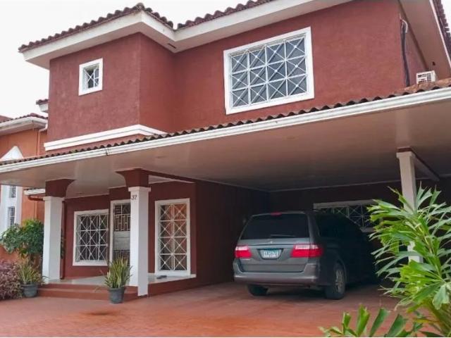 Casa venta en Barrio Colón, Colón