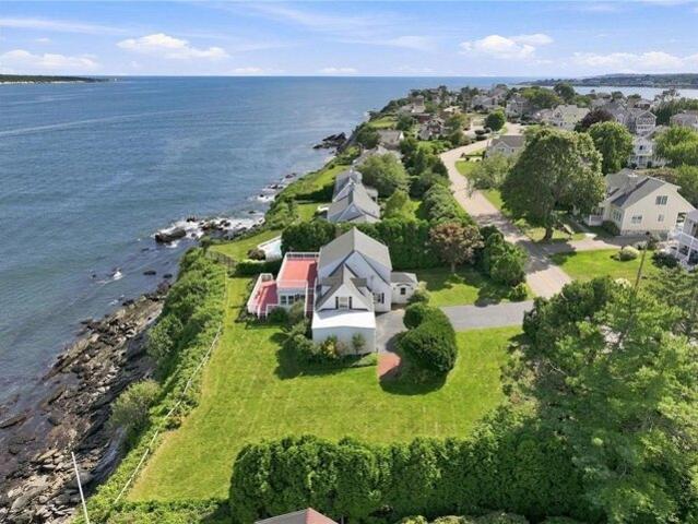 House for sale in Bonnet Shores, Narragansett