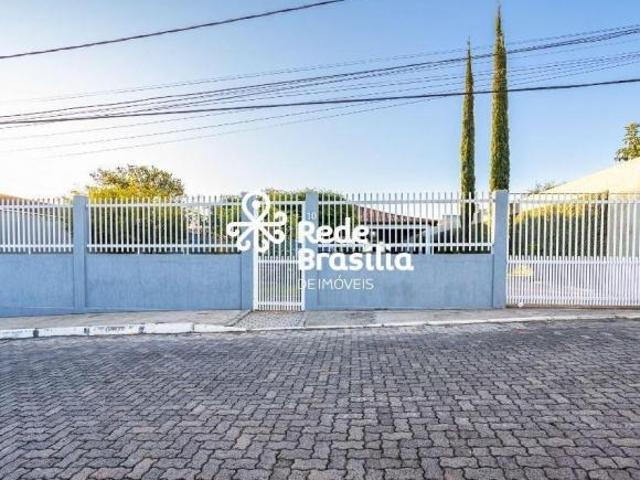 Casa venda em Região Geográfica Imediata do Distrito Federal, Região Integrada de Desenvolvimento do Distrito Federal e Entorno