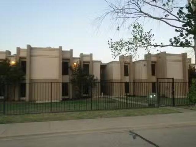 Condo for rent in Corsicana