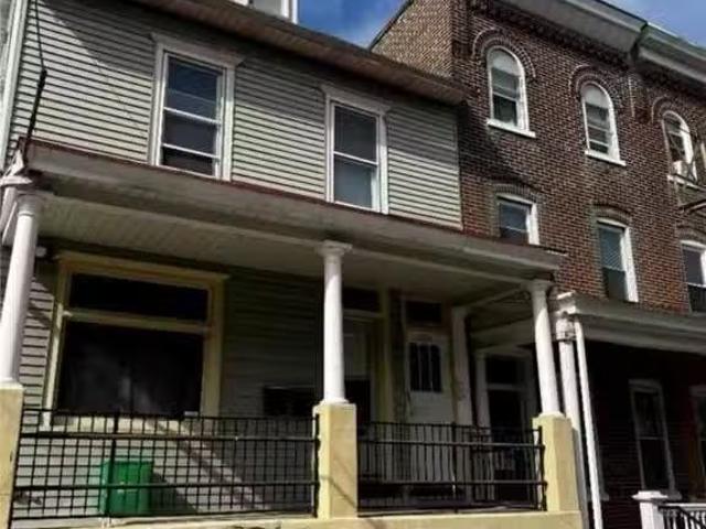 Condo for rent in Allentown