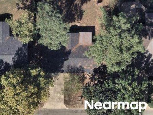 House for sale in Athens
