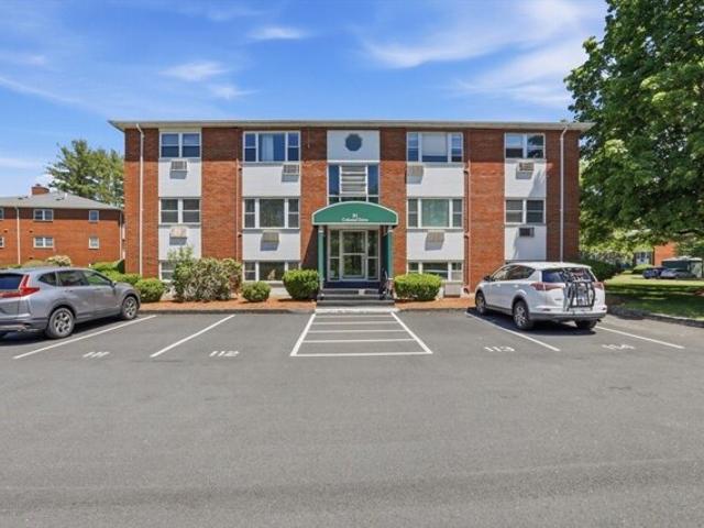 Condo for sale in Andover, Massachusetts