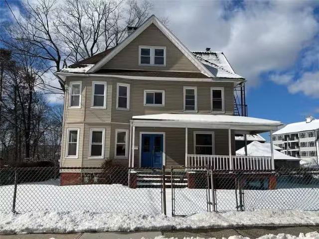 Condo for rent in White Plains