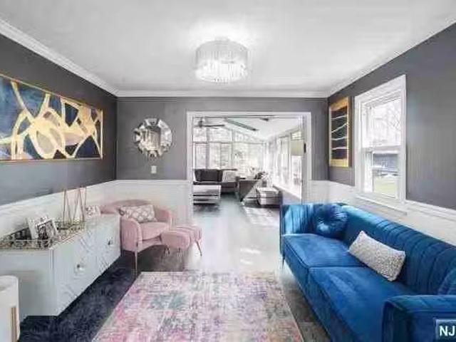 House for rent in Teaneck