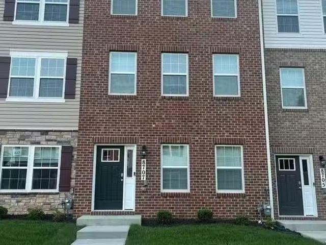 Condo for rent in Clinton