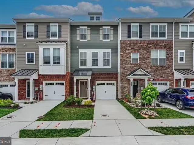Condo for rent in Glen Burnie