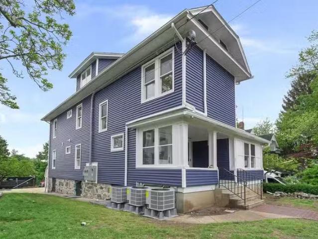 Condo for rent in Norwalk