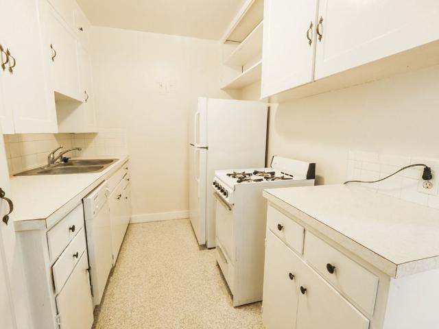 Apartment for rent in Shumway, Vancouver