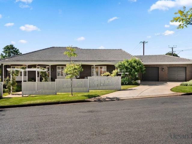 House for sale in Rosslyn Park, Adelaide