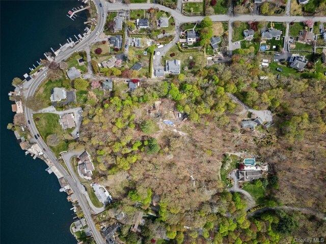Land for sale in Baldwin Place, New York