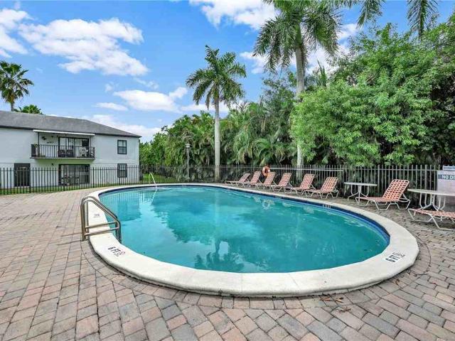 Apartment for rent in Hollywood, Florida