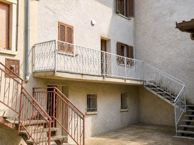 Villa Indipendente in vendita a Bettola, Reggio Emilia