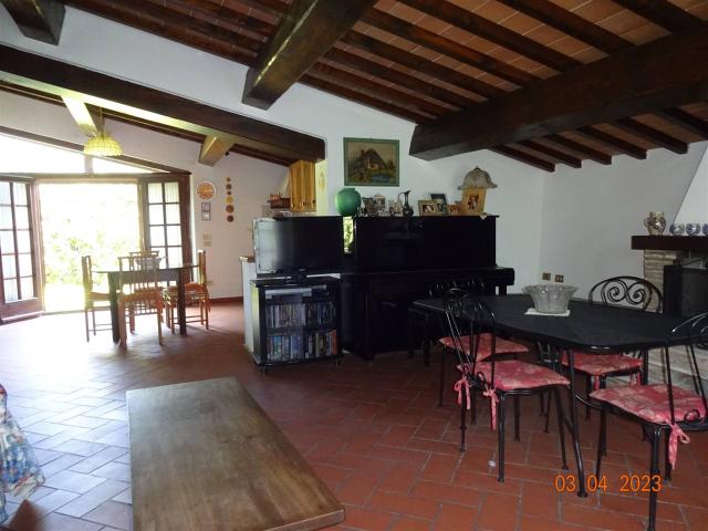 Villa Indipendente in vendita a Calenzano, Toscana
