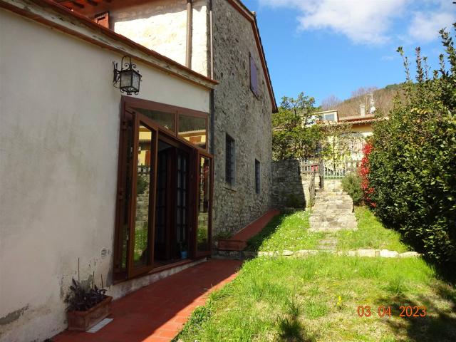 Villa Indipendente in vendita a San Pietro a Casaglia, Calenzano