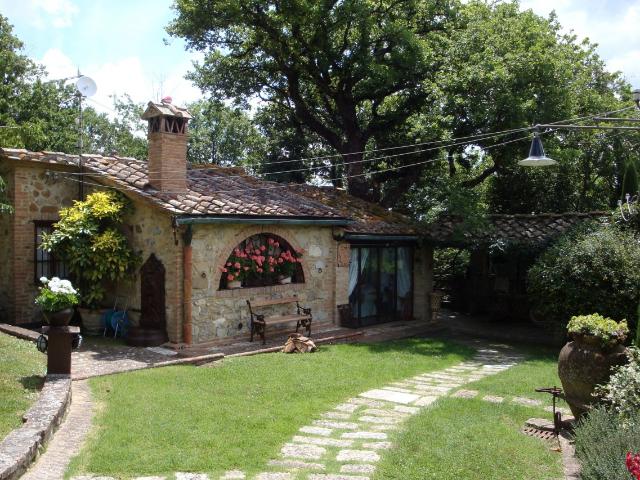 Villa Indipendente in vendita a Chiusdino, Toscana