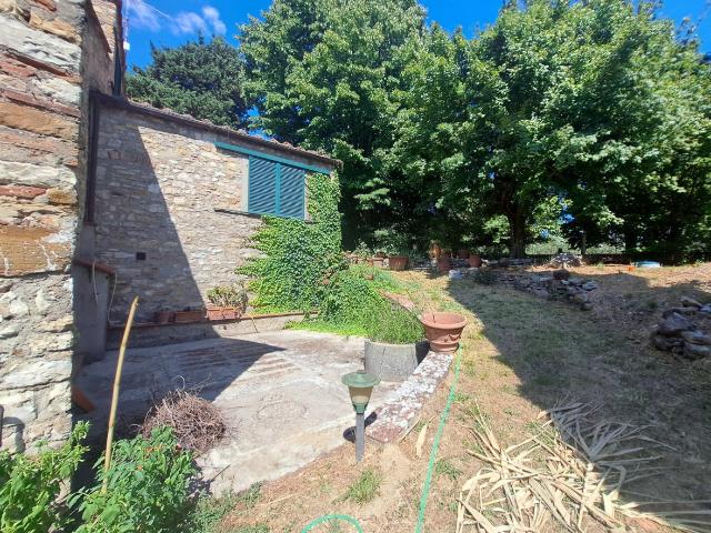 Villa Indipendente in vendita a La Topaia, Sesto Fiorentino