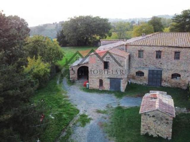 Villa Indipendente in vendita a Larderello, Toscana