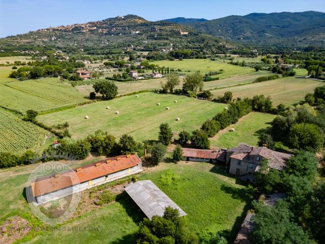 Casa in vendita a Cortona, Toscana