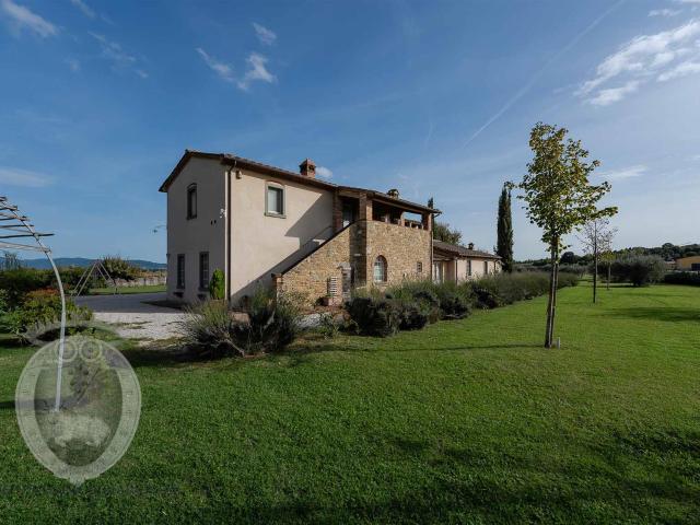 Casa in vendita a Cortona, Toscana