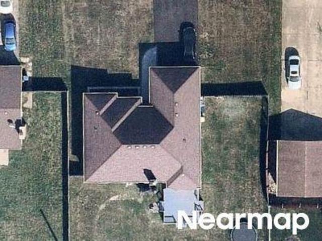 House for sale in Aurora, Illinois