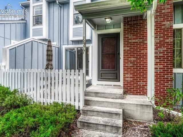 Townhouse for sale in Colorado