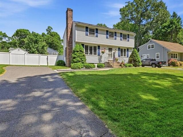 House for sale in Hampden, Massachusetts