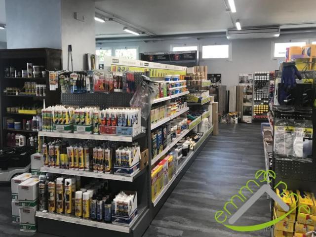 Locale Commerciale in vendita a Dolo, Veneto