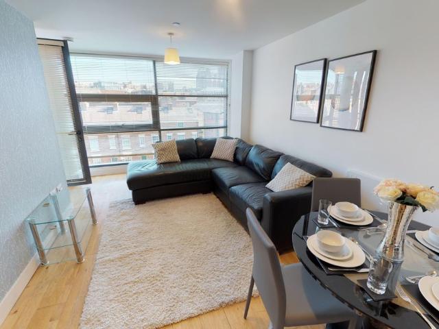Apartment for rent in Ropewalks, Calderstones