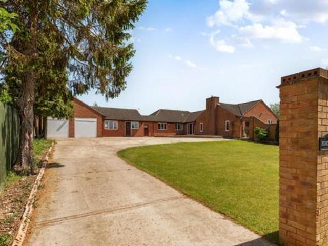 House for sale in Barholm, Lincolnshire
