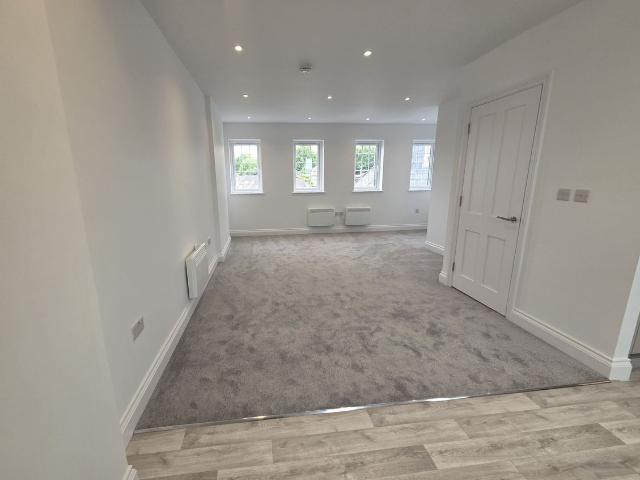 Apartment for rent in London Borough of Richmond upon Thames, Greater London