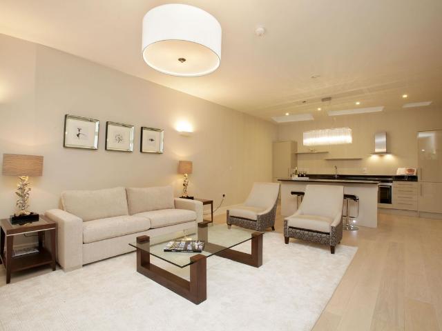House for rent in London Borough of Richmond upon Thames, Greater London