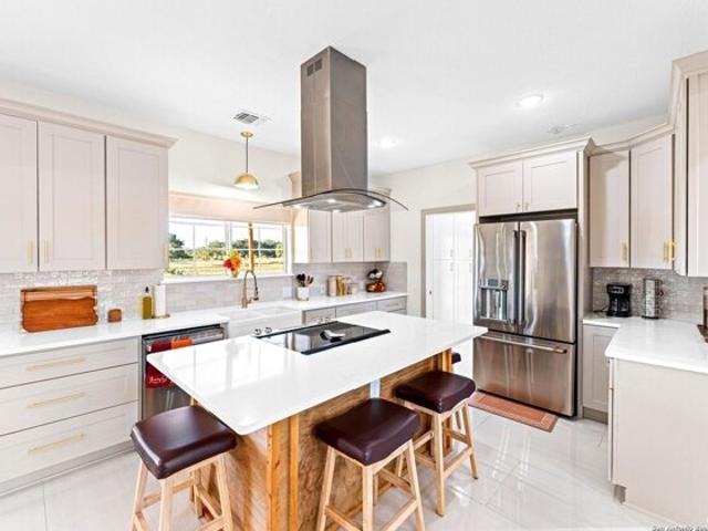 House for sale in Medina, Texas