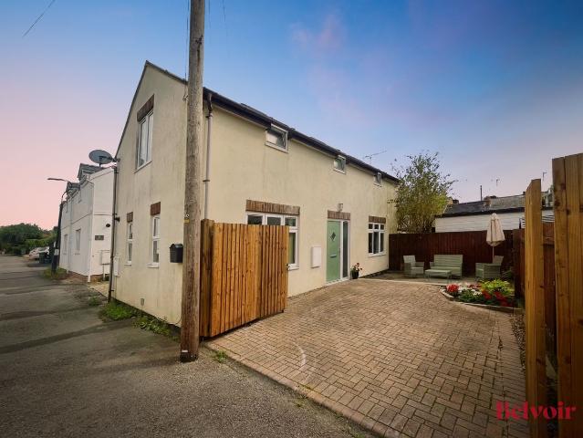 House for rent in Ewens Farm, Golden Valley