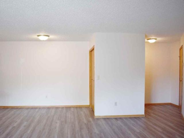 Apartment for rent in Upper Brooklyn, Minot